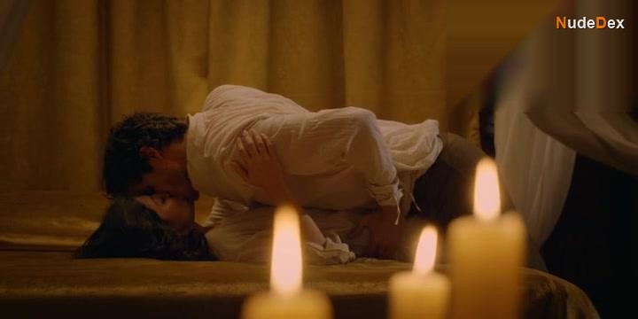 Alessandra Mastronardi in Medici: Masters Of Florence, photo 12