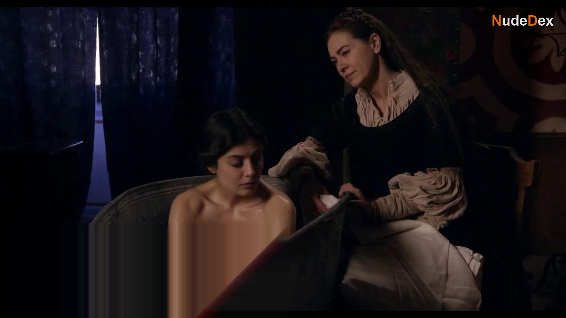 Alessandra Mastronardi in Romeo And Juliet, photo 2