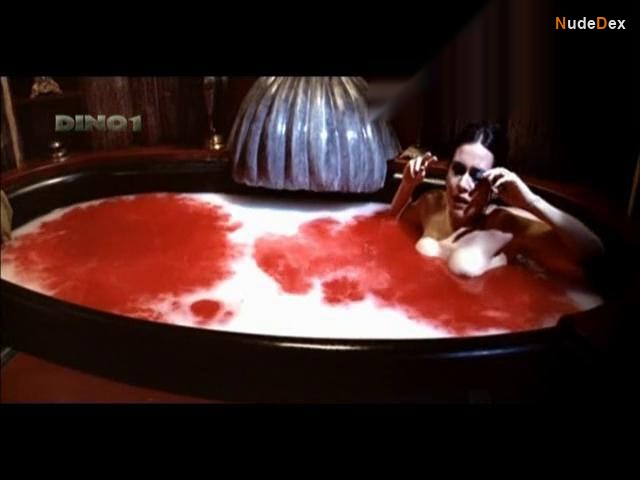 Alessandra Negrini in Cleopatra, photo 12