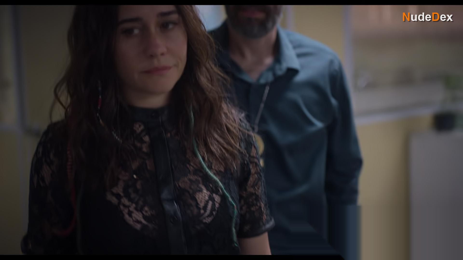 Alessandra Negrini in Invisible City, photo 2