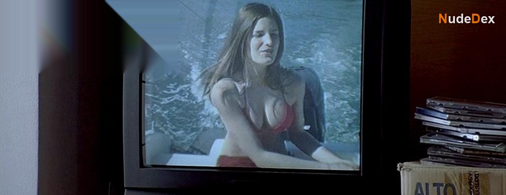 Alessia Piovan in The Girl By The Lake, photo 1
