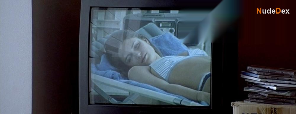 Alessia Piovan in The Girl By The Lake, photo 2
