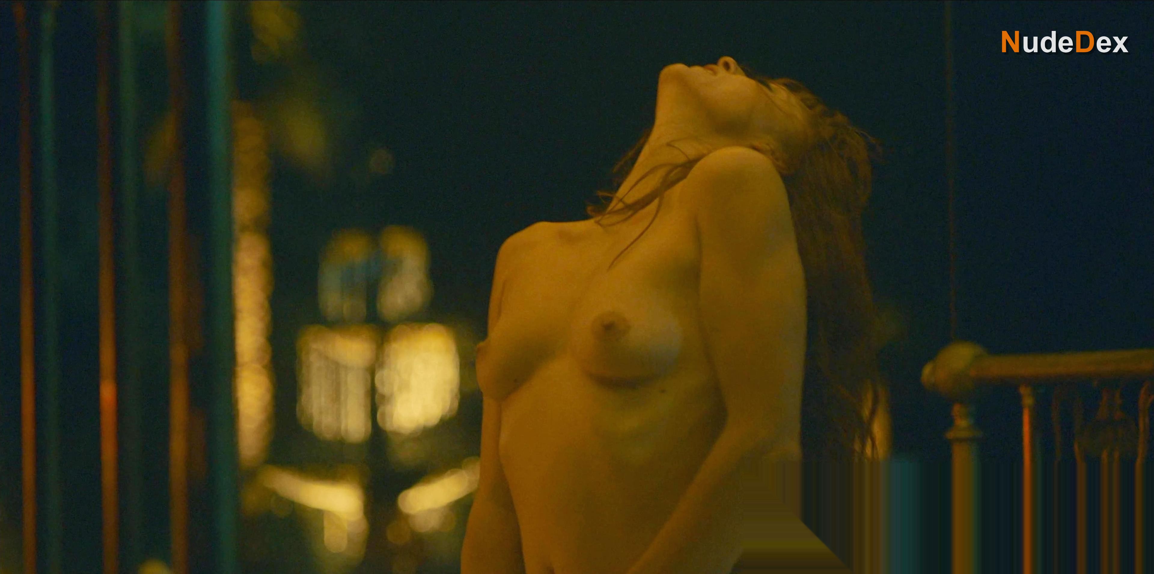 Alexandra Cismondi in Escort Boys, photo 8