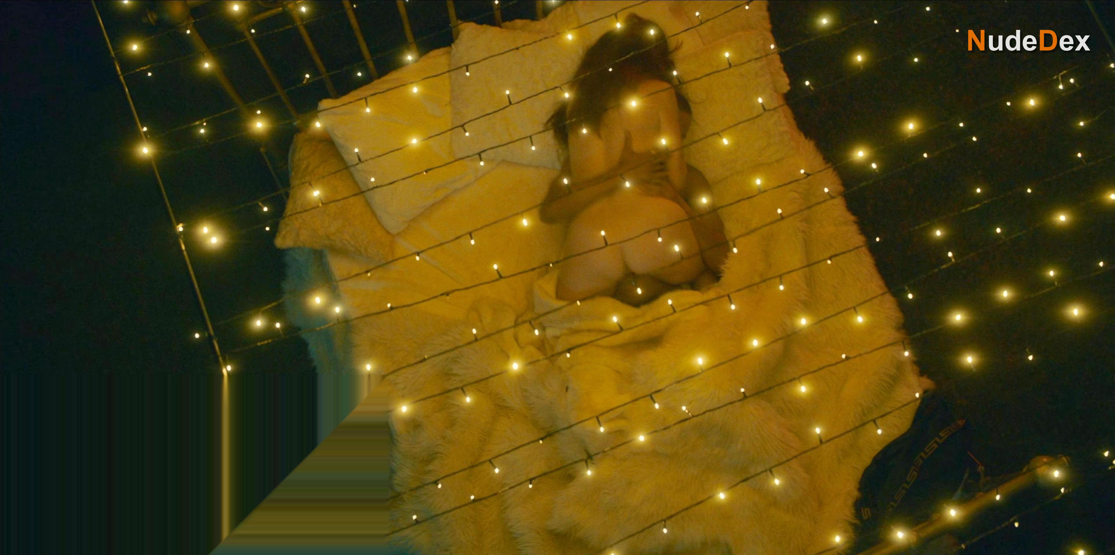 Alexandra Cismondi in Escort Boys, photo 11