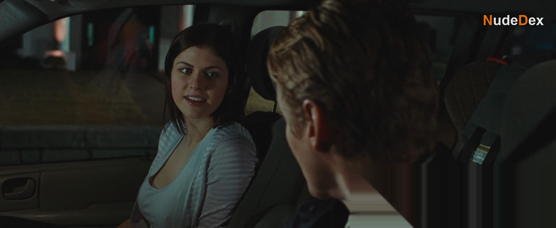 Alexandra Daddario in Hall Pass, photo 2