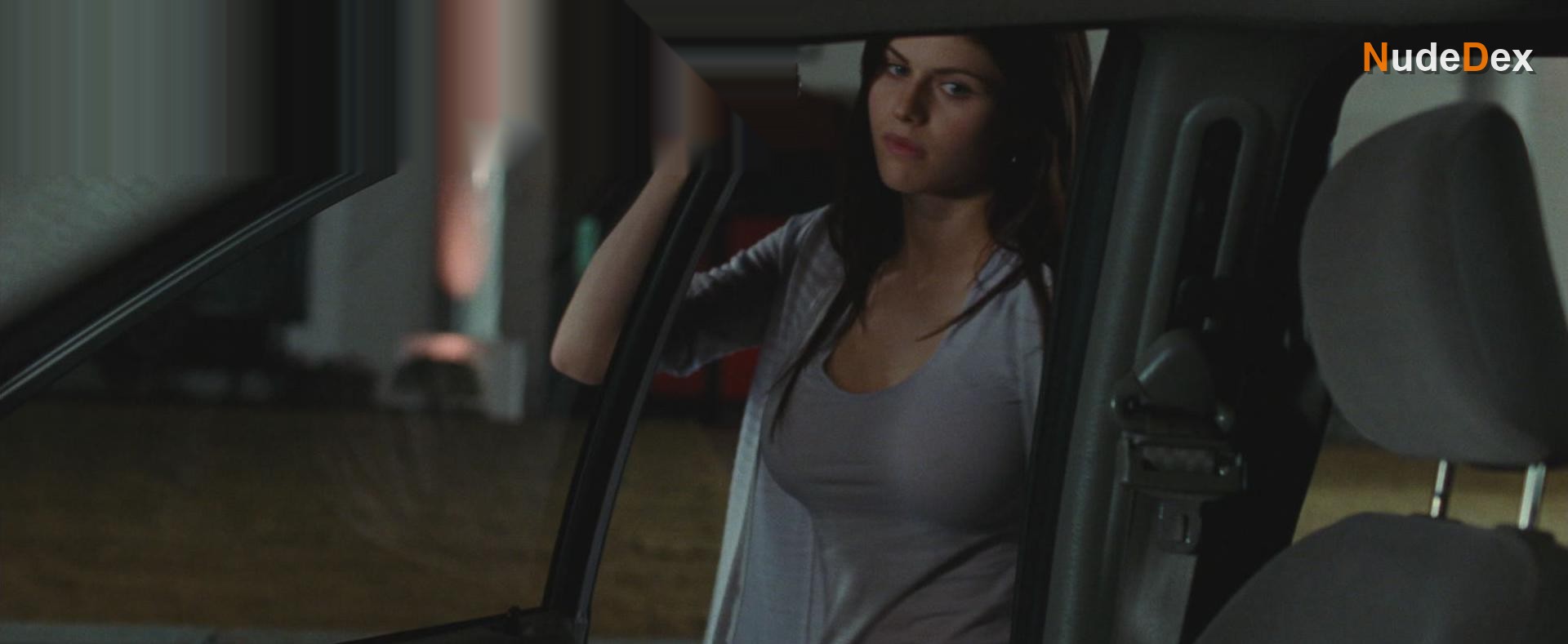 Alexandra Daddario in Hall Pass, photo 3