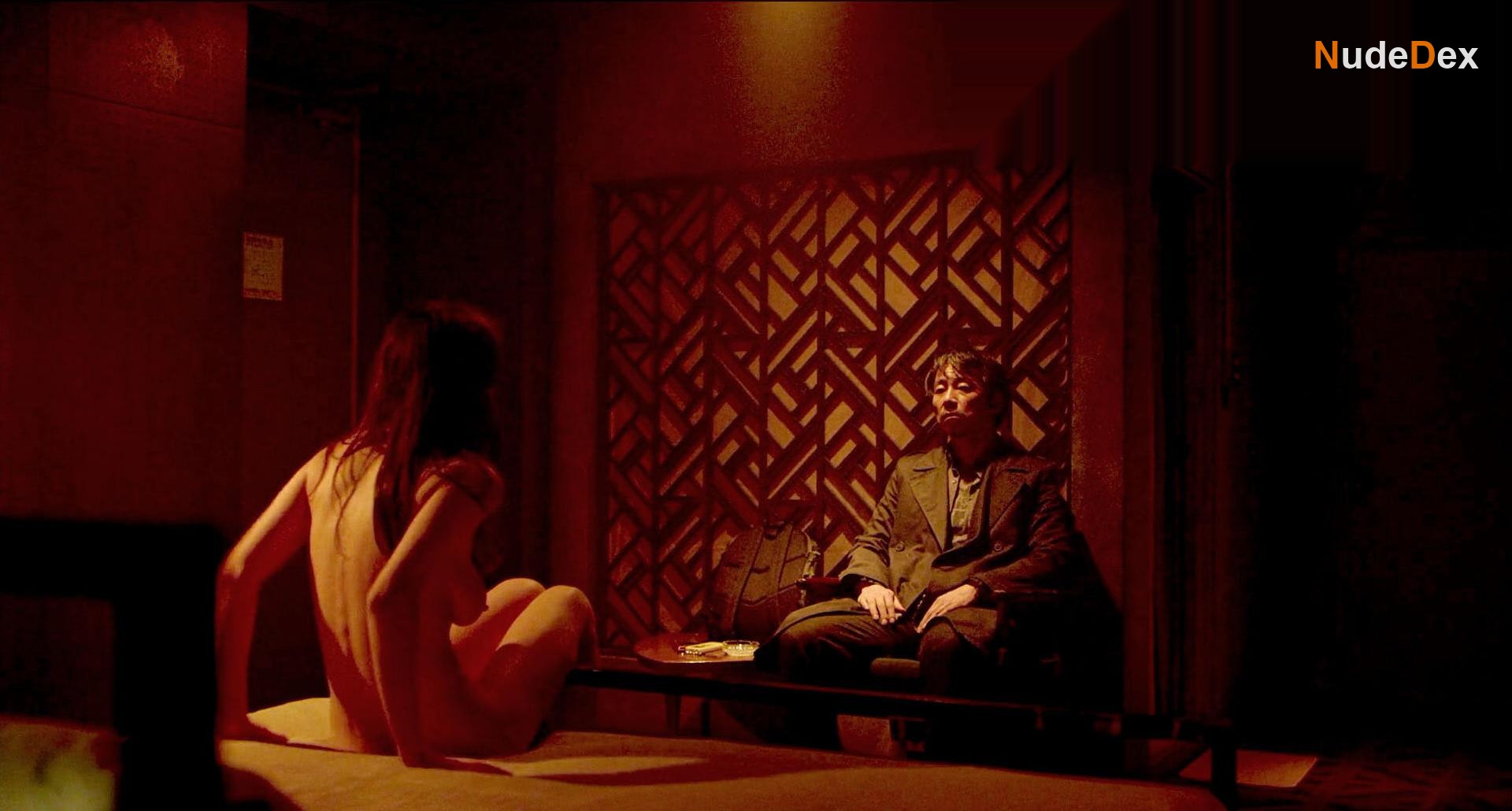 Alexandra Daddario in Lost Girls And Love Hotels, photo 4