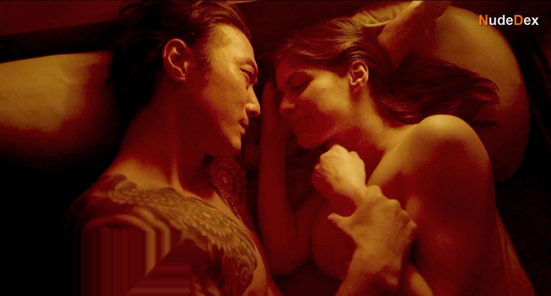 Alexandra Daddario in Lost Girls And Love Hotels, photo 7