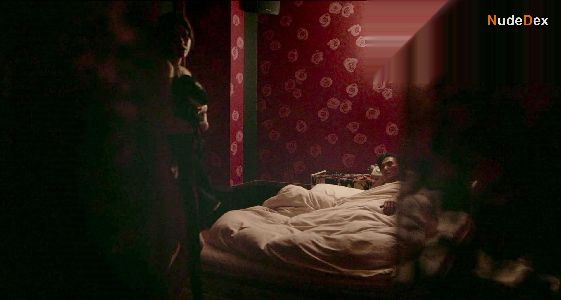 Alexandra Daddario in Lost Girls And Love Hotels, photo 9