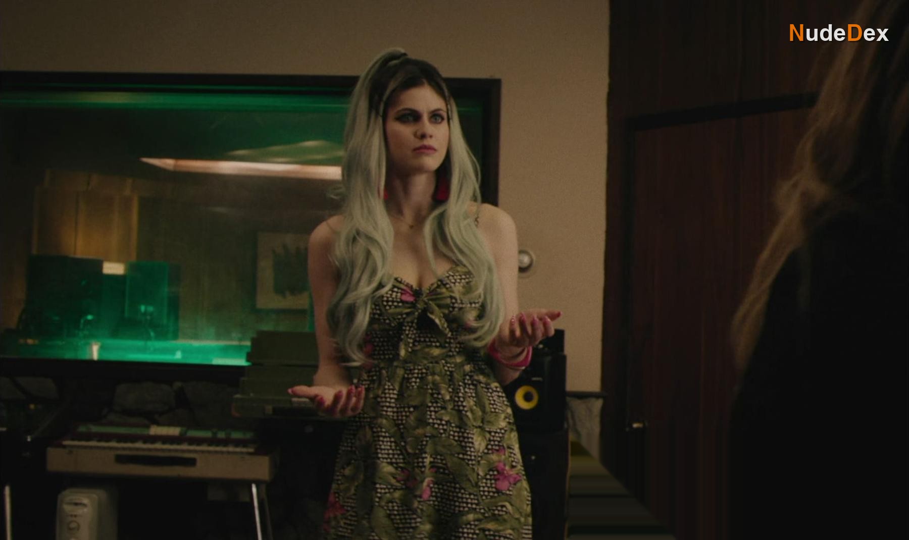 Alexandra Daddario in Lost Transmissions, photo 6