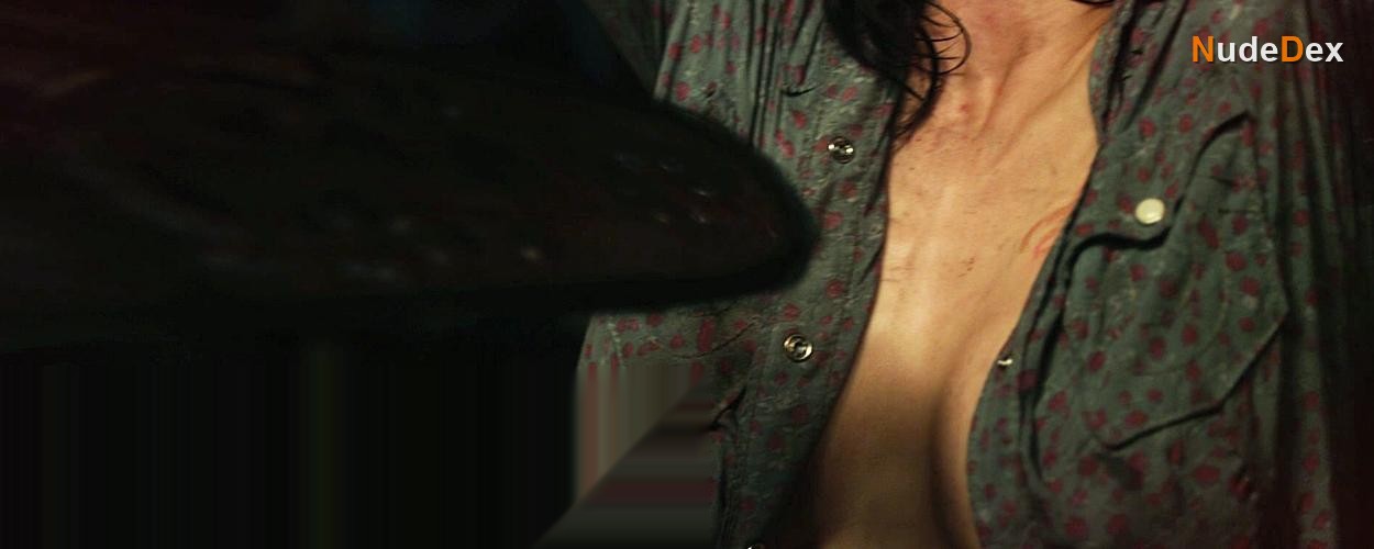 Alexandra Daddario in Texas Chainsaw 3d, photo 2