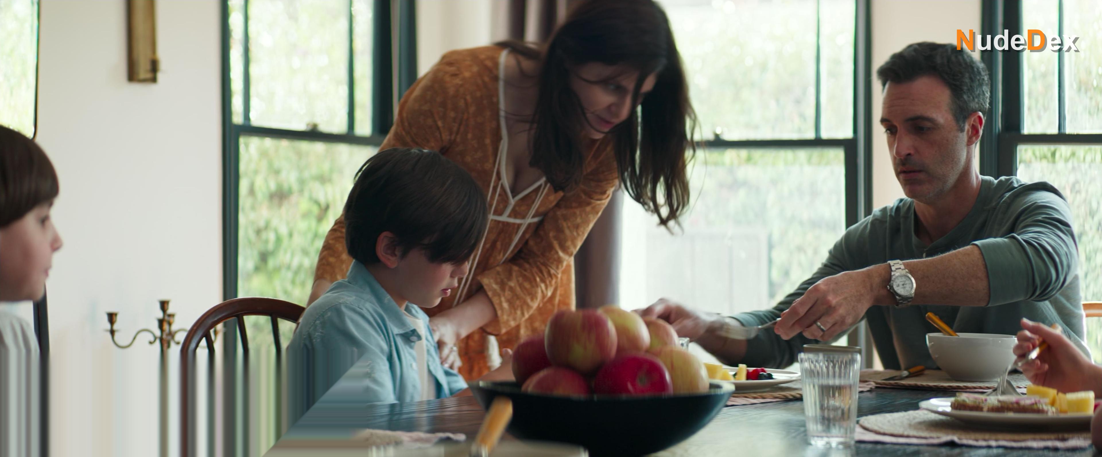 Kiernan Shipka in Wildflower