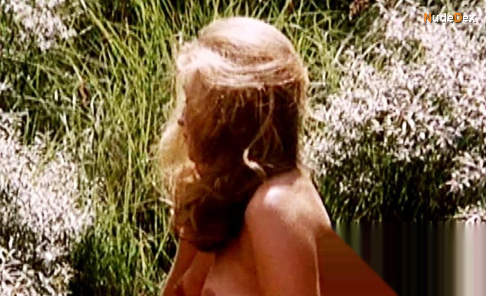 Alexandra Stewart in Because Of The Cats, photo 2