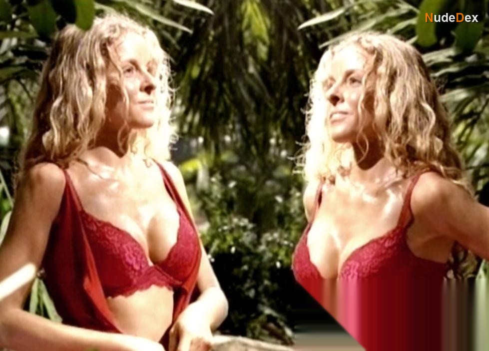 Alexandra Sydow in Verschollen, photo 13