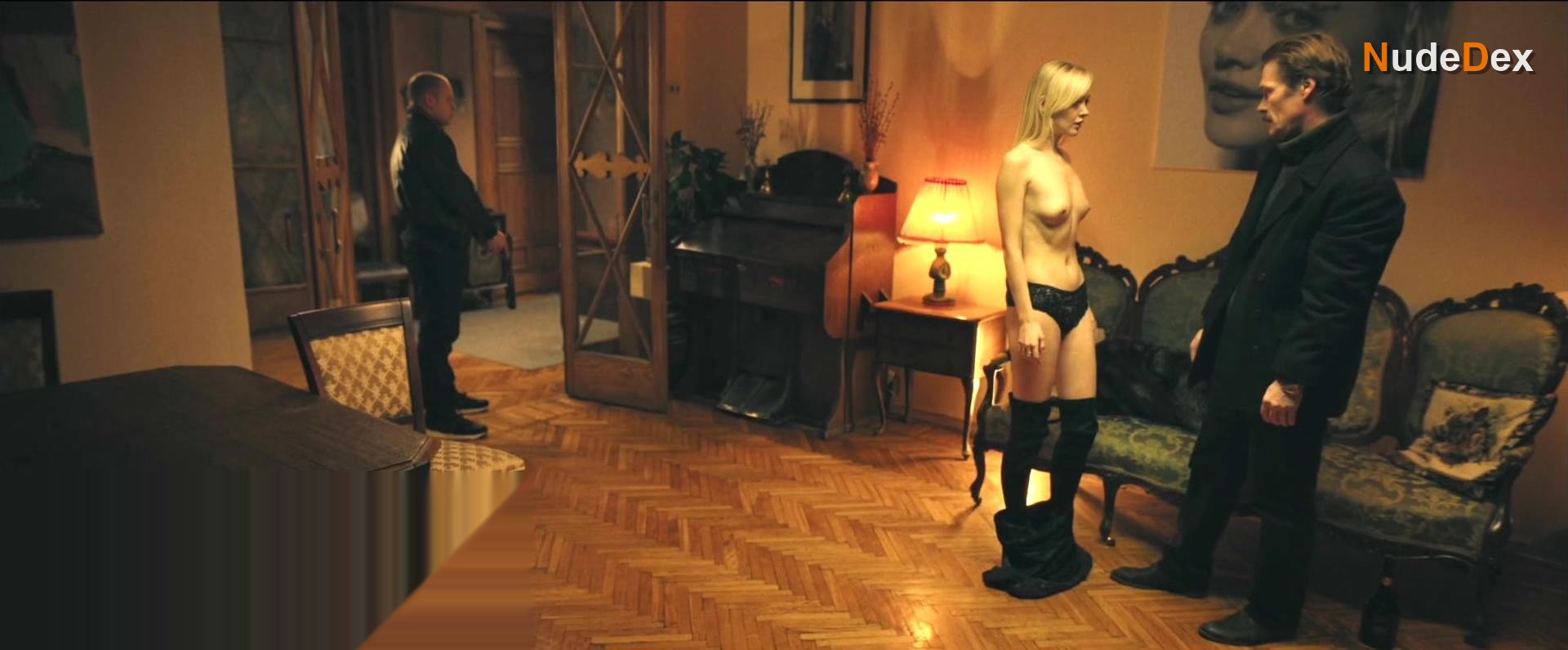 Daring in Daring, photo 3