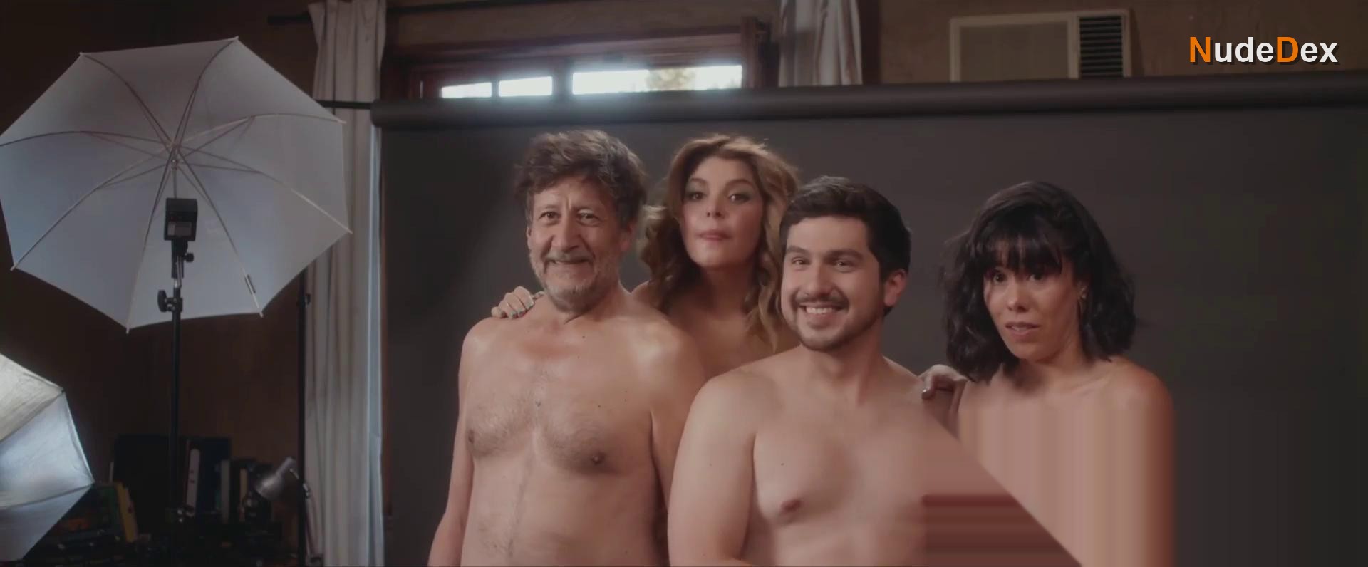 Alexis De Anda in My Mother In Law Hates Me, photo 20
