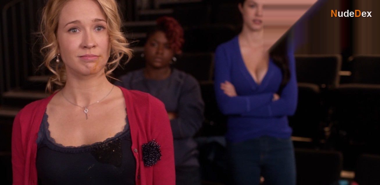 Alexis Knapp in Pitch Perfect, photo 7
