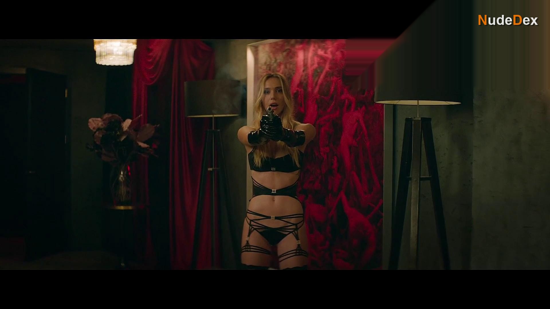 Alexis Ren in The Enforcer, photo 5