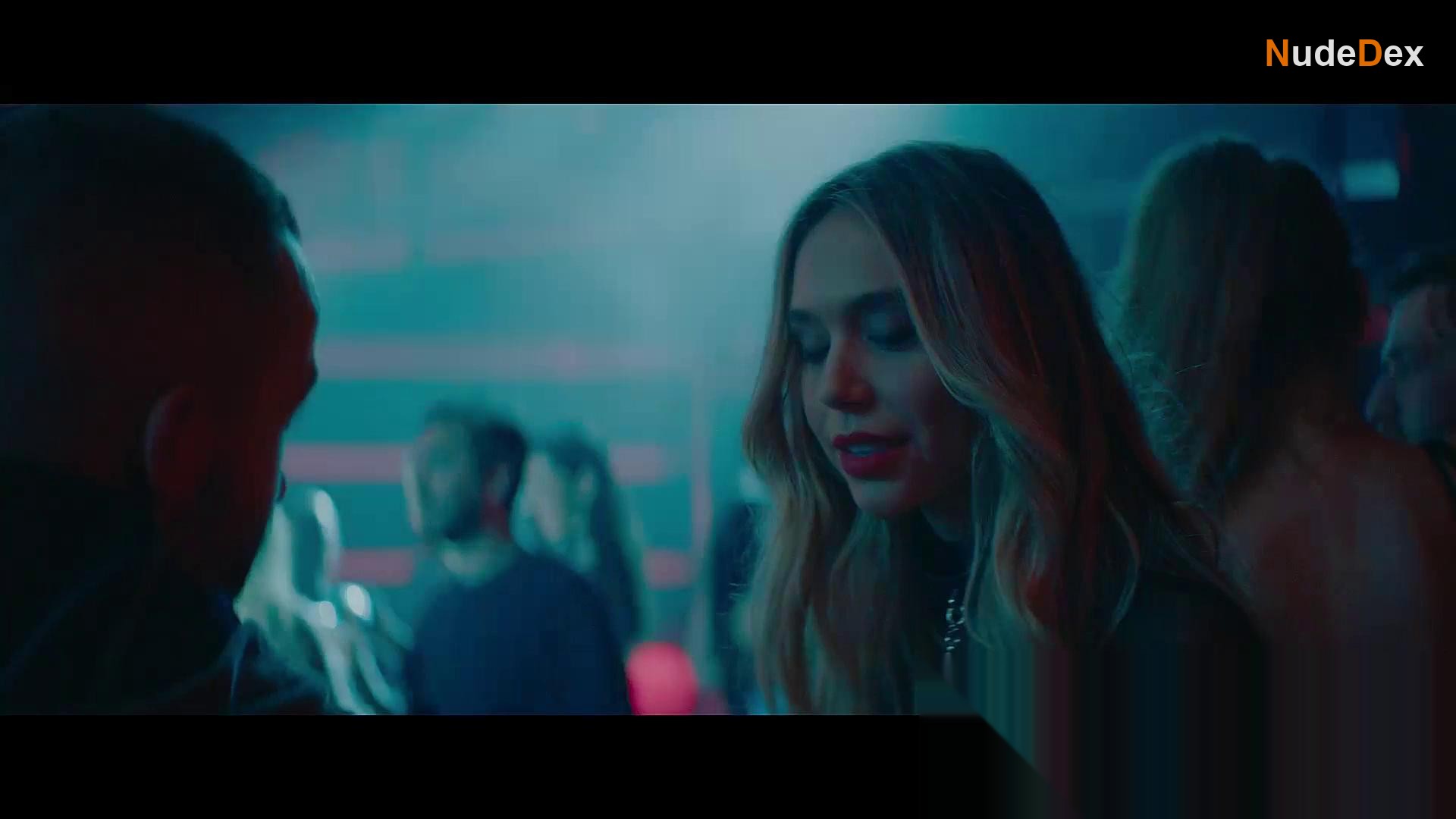Alexis Ren in The Enforcer, photo 23