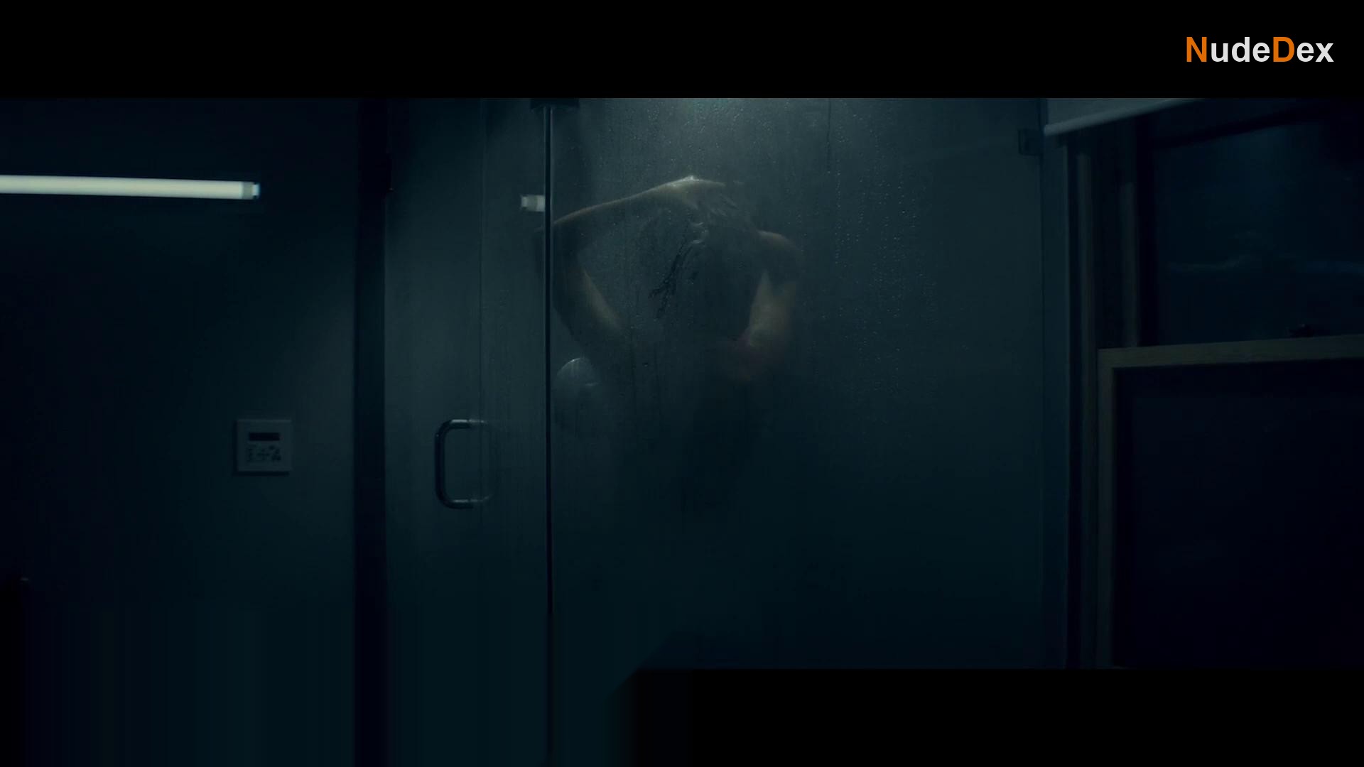 Alexys Gabrielle in Dark Cloud, photo 2
