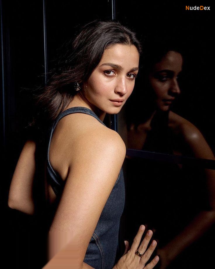Alia Bhatt in Humpty Sharma Ki Dulhania, photo 6