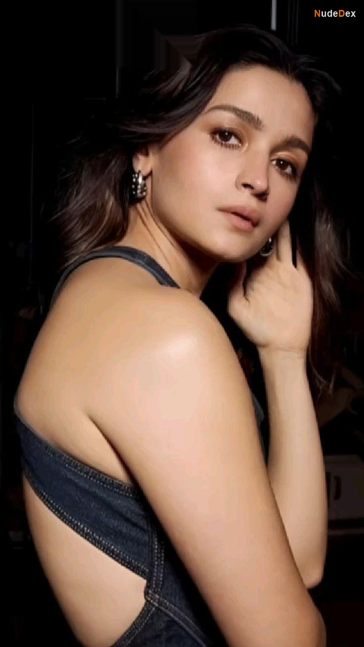 Alia Bhatt in Humpty Sharma Ki Dulhania, photo 38