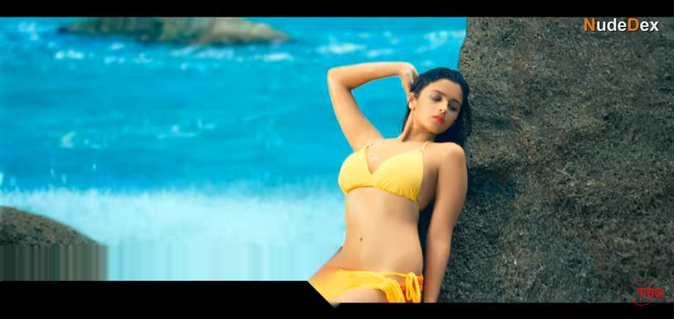 Alia Bhatt in Student Of The Year, photo 3