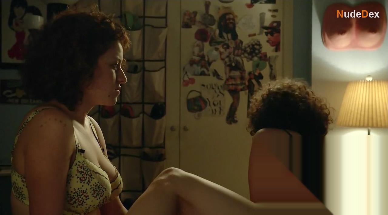 Alia Shawkat in Broad City, photo 5