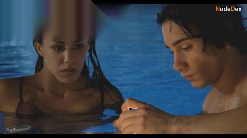 Alice Belaidi in Flowers Of Evil, photo 7