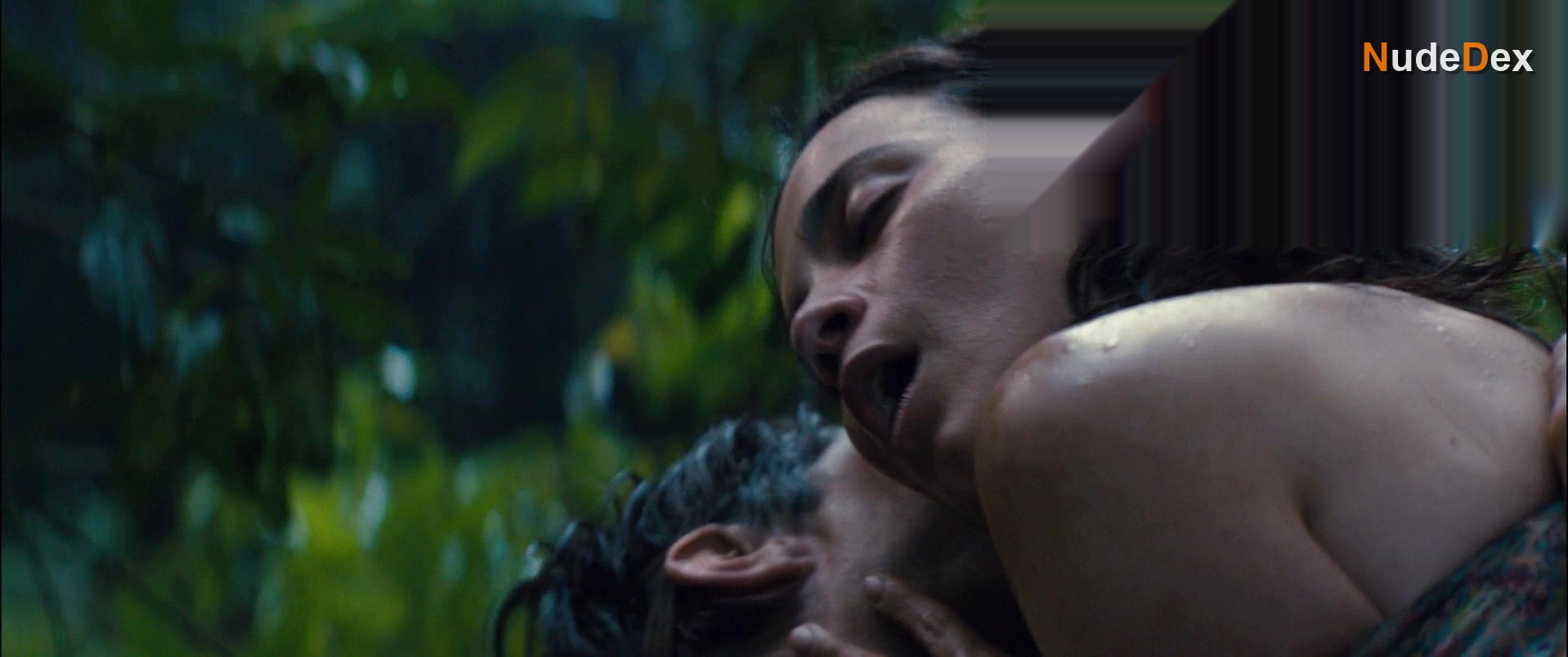 Alice Braga in Ardor, photo 4