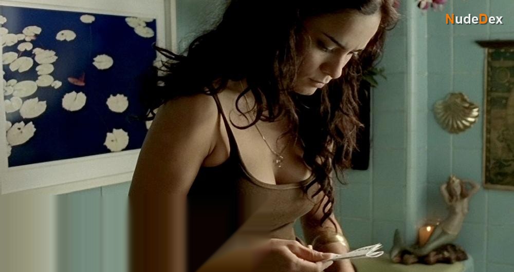 Alice Braga in Only God Knows, photo 8