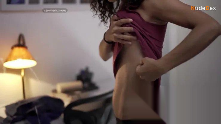 Alice Carvalho in Septo, photo 4