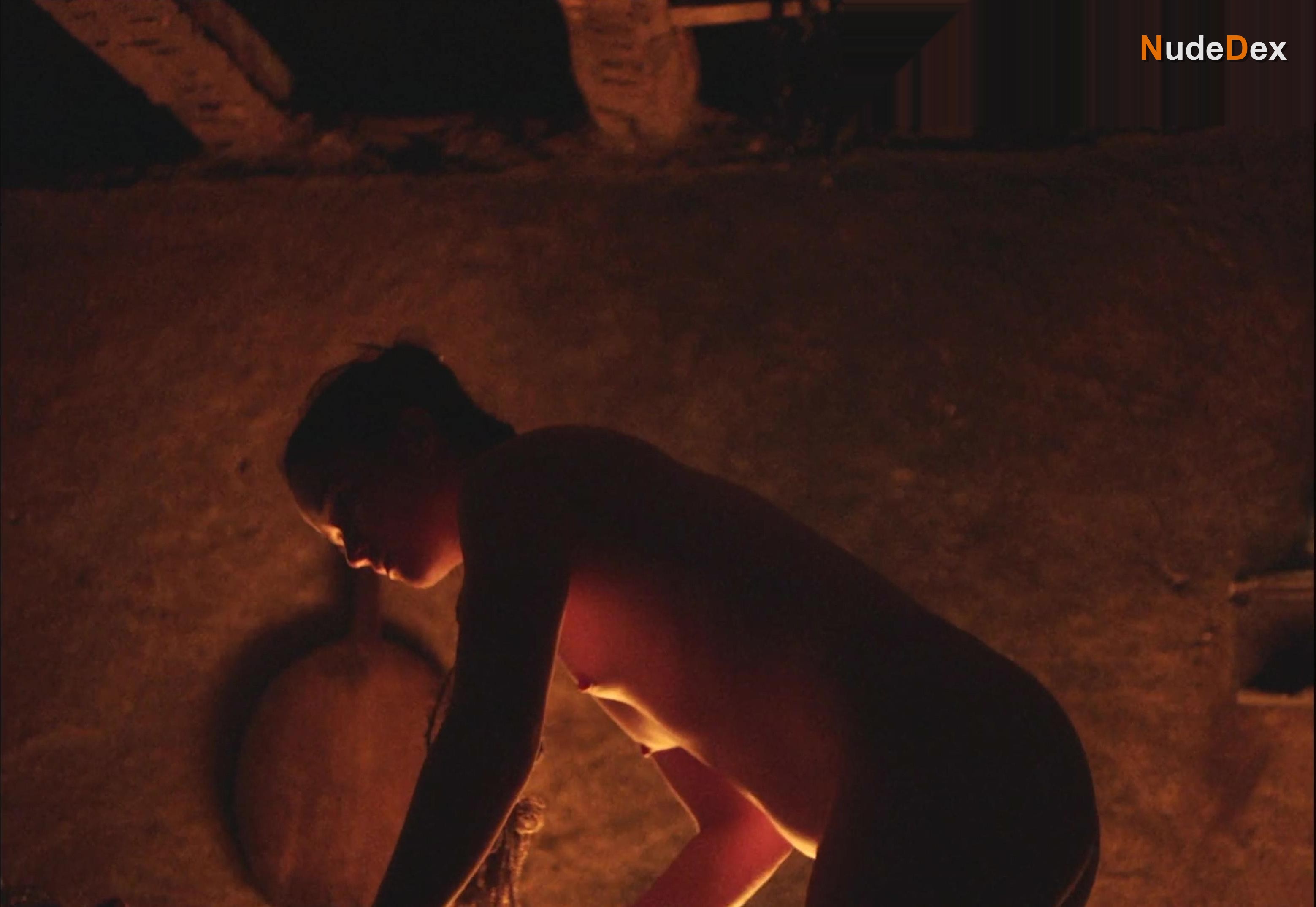 Alice Englert in You Wont Be Alone, photo 2