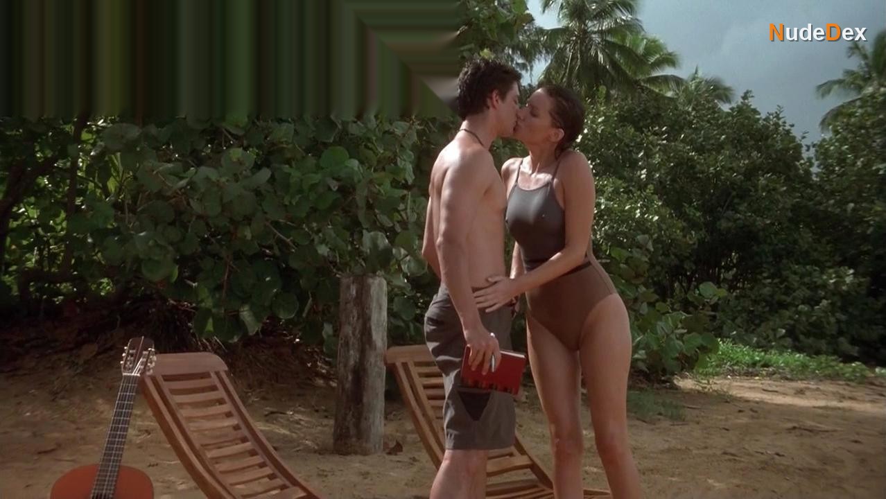 Alice Evans in Fascination, photo 7