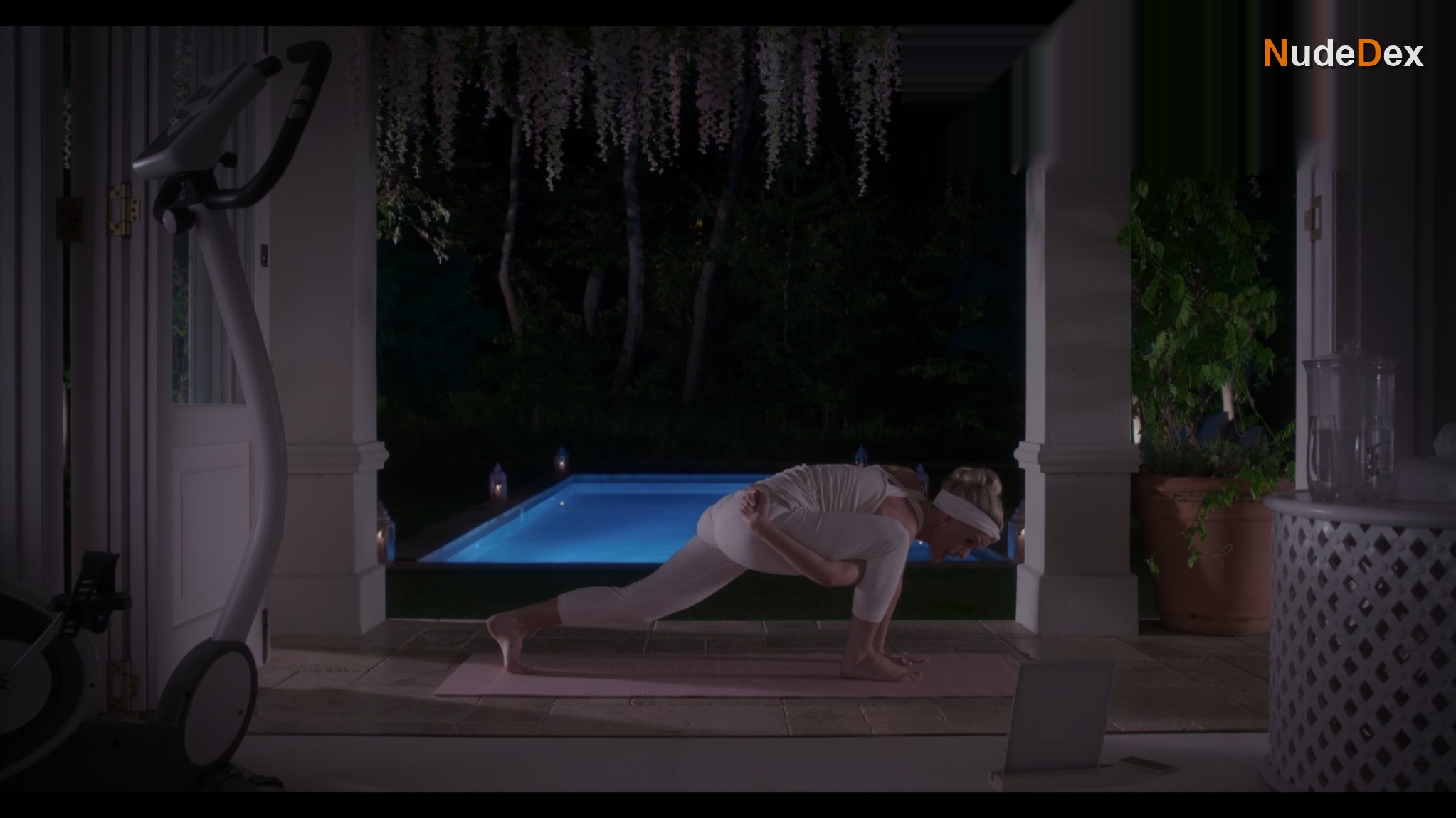 Black Mirror in Black Mirror, photo 4