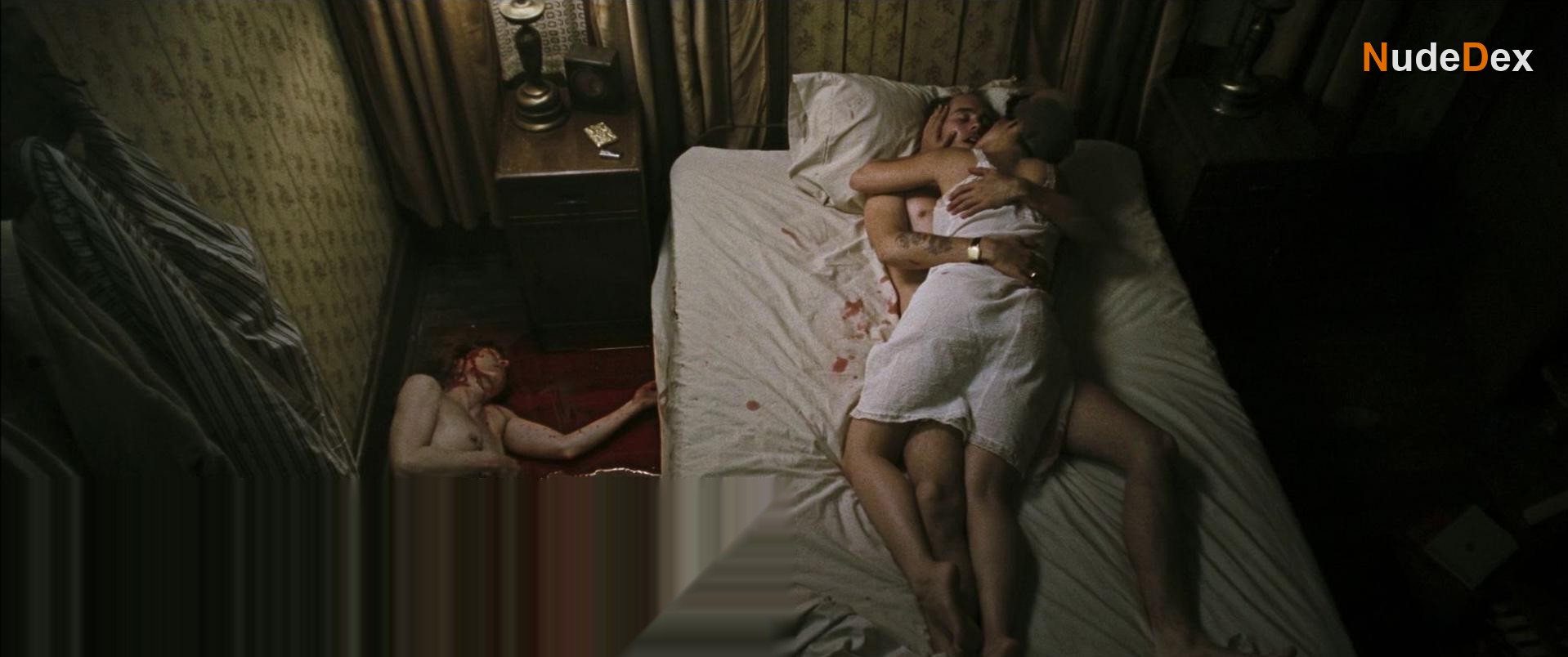 Alice Krige in Lonely Hearts, photo 4