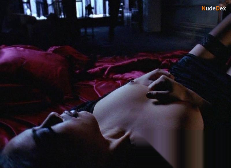 Alice Poon in The Hunger, photo 7