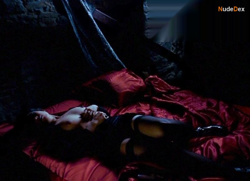 Alice Poon in The Hunger, photo 8