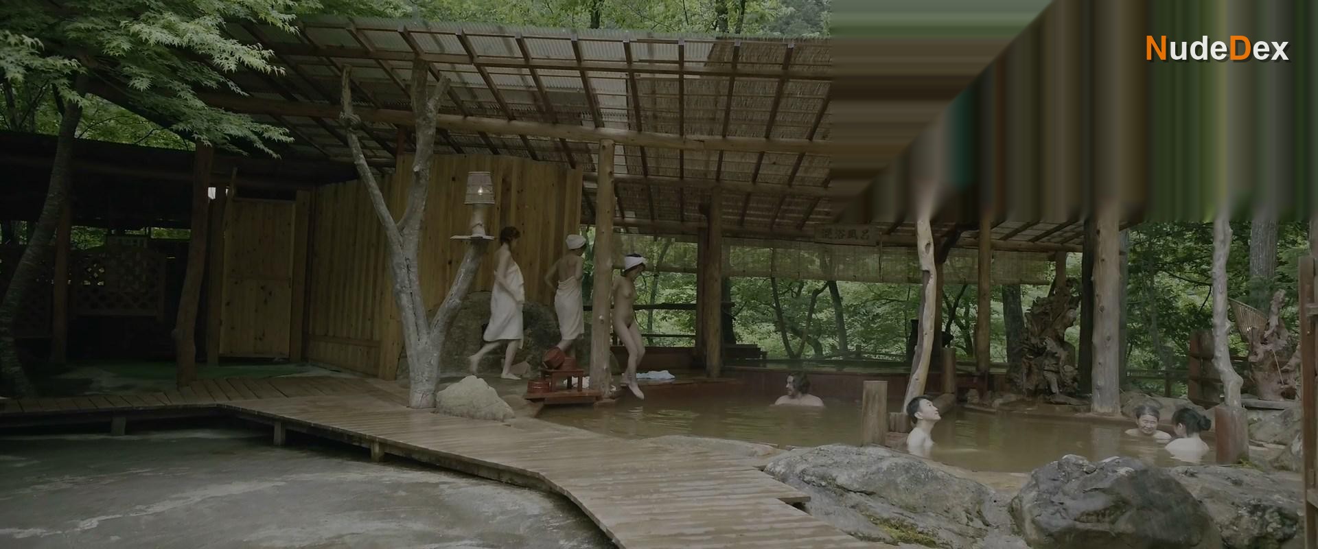 Alicia Vikander in Earthquake Bird, photo 25