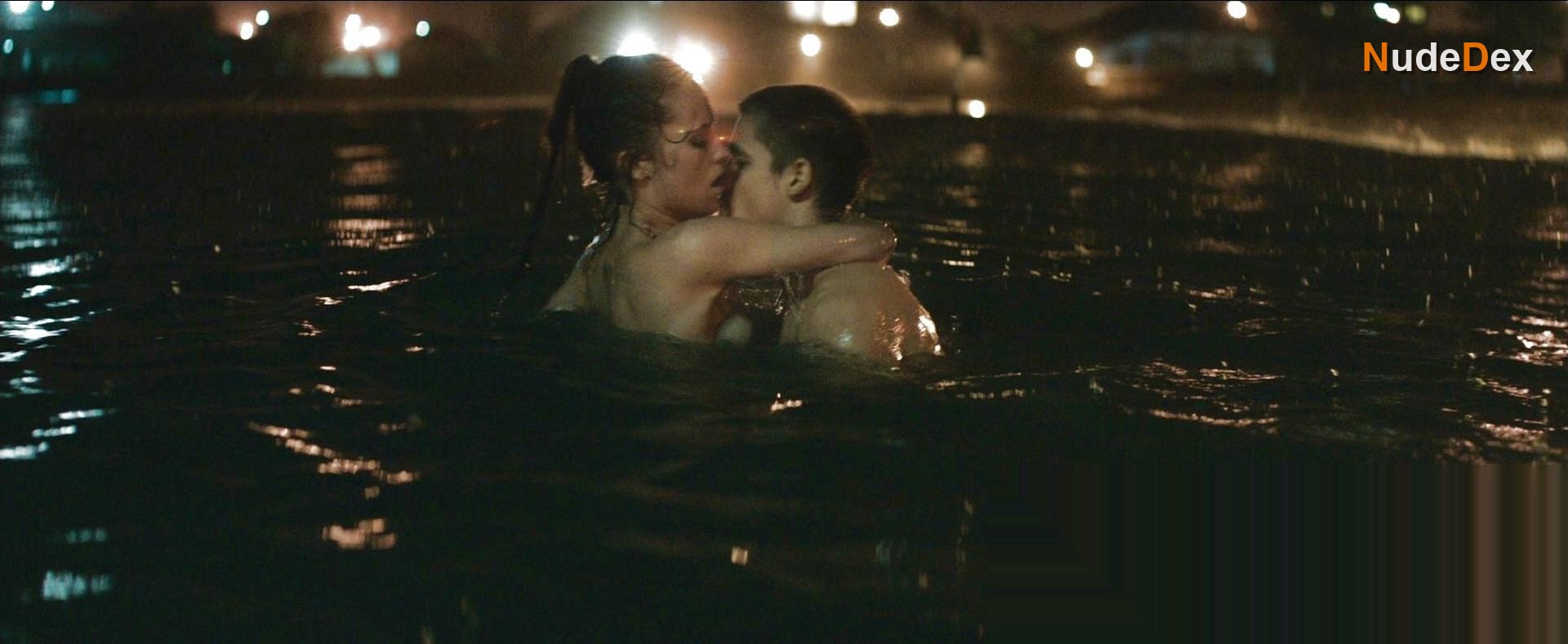 Alicia Vikander in Son Of A Gun, photo 5