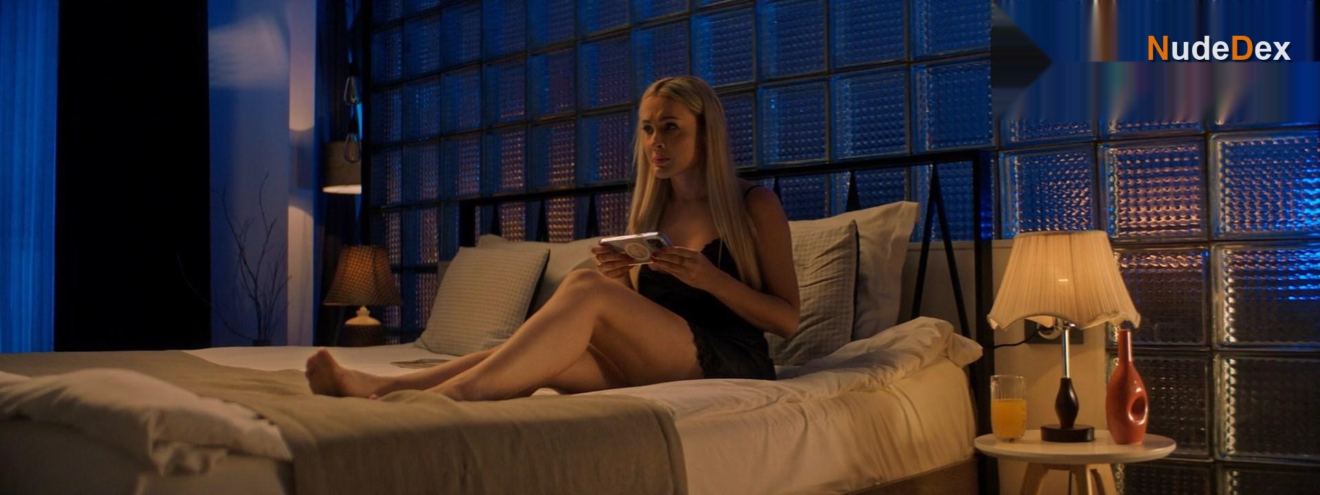 Alina Barkalova in 7 Dney 7 Nochey, photo 2