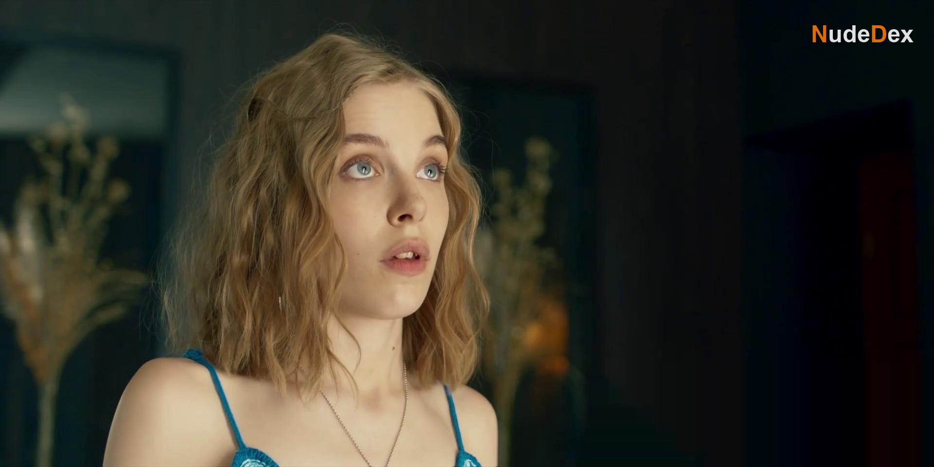 Alina Dulova in Bednye Smeyutsya Bogatye Plachut, photo 9