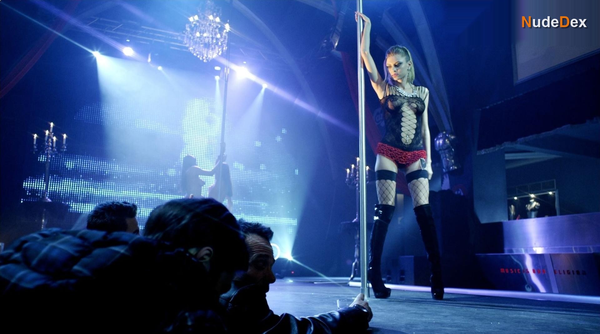Alina Minzu in Fright Night 2, photo 6