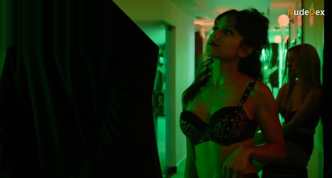 Alona Hertha in Citizen Vigilante, photo 24