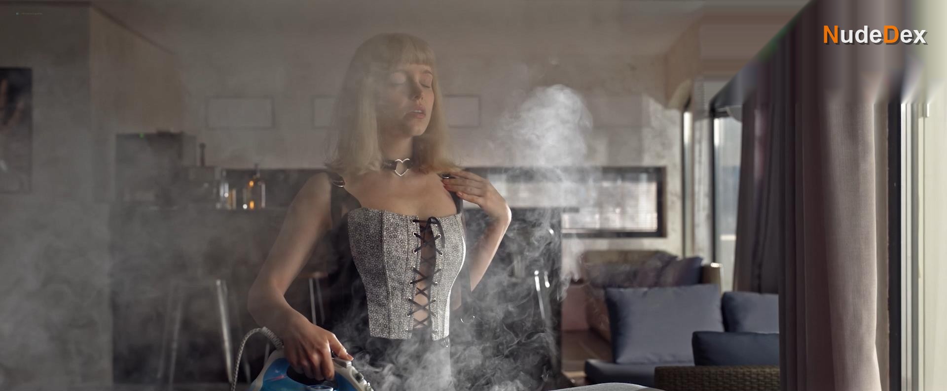 Alyona Babenko in Blesk, photo 17
