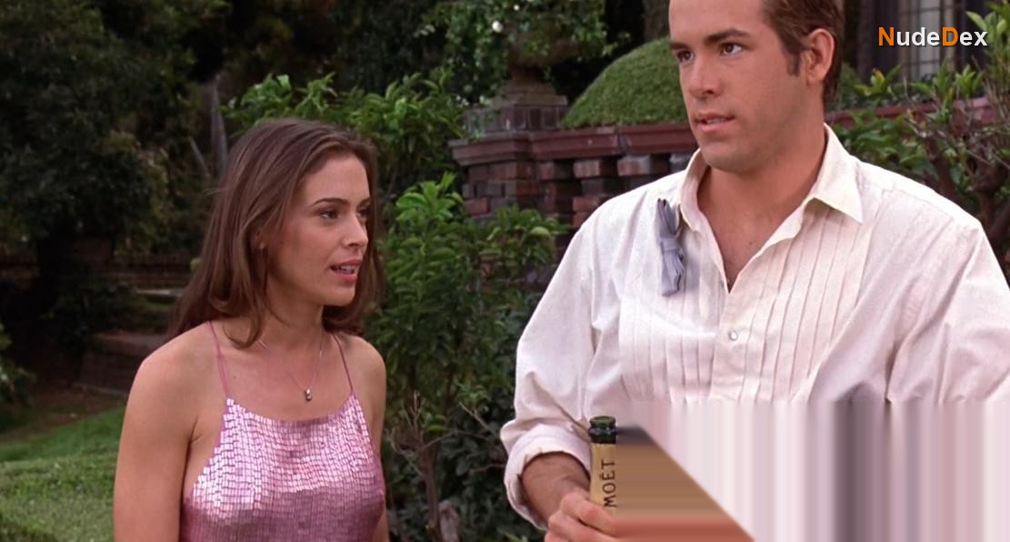 Alyssa Milano in Buying The Cow, photo 2