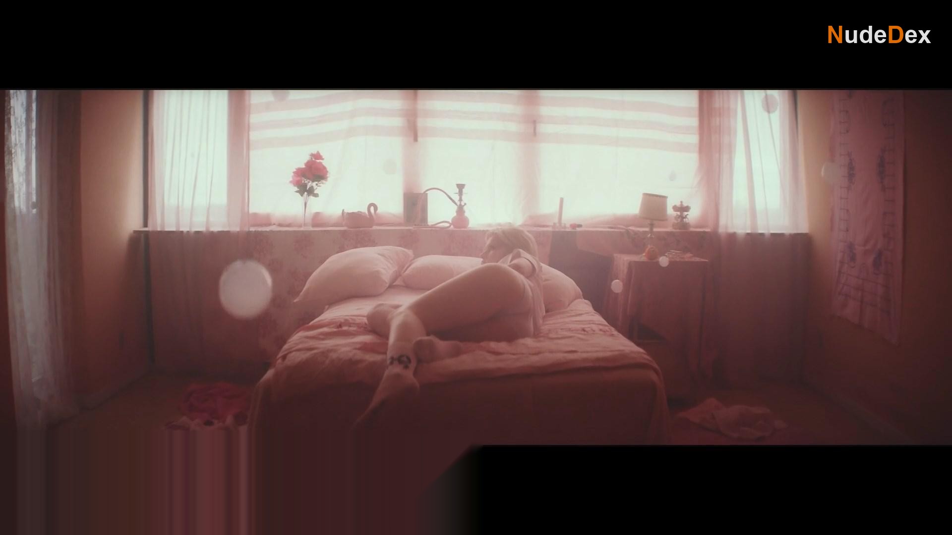 Amalie Rose in Soul Land, photo 2