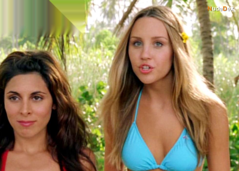 Amanda Bynes in Love Wrecked, photo 4