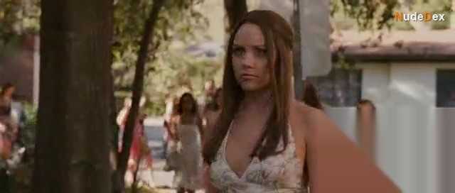Sydney White in Sydney White, photo 6