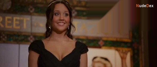 Sydney White in Sydney White, photo 15